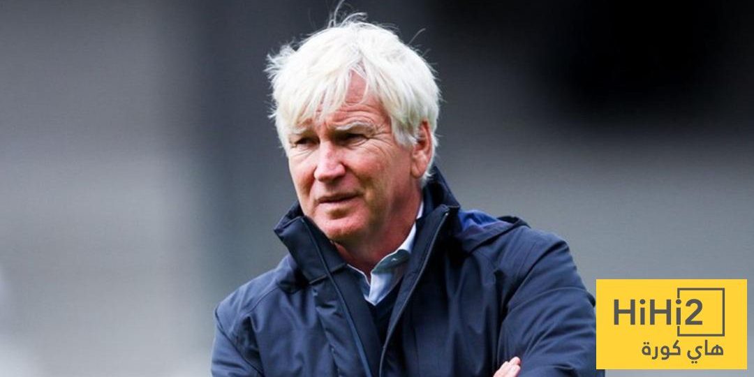 مدرب منتخب الكاميرون في ضيافة نادي برشلونة