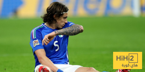 كالافيوري يغادر معسكر إيطاليا