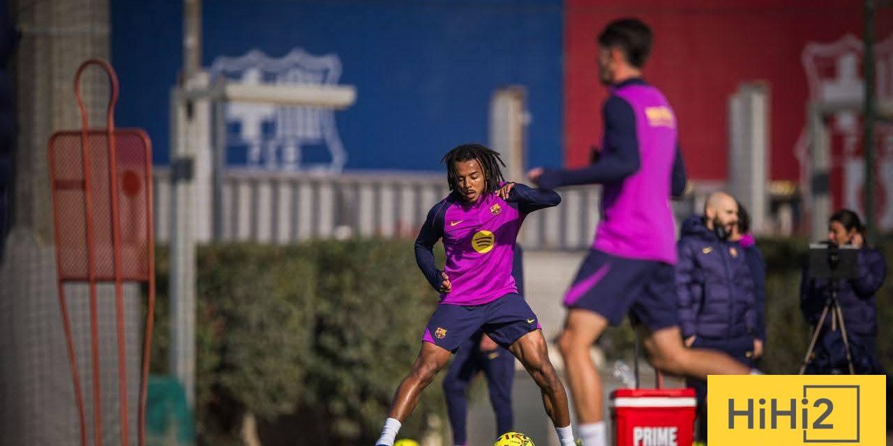 راشفورد وكوندي يعودان لتدريبات برشلونة