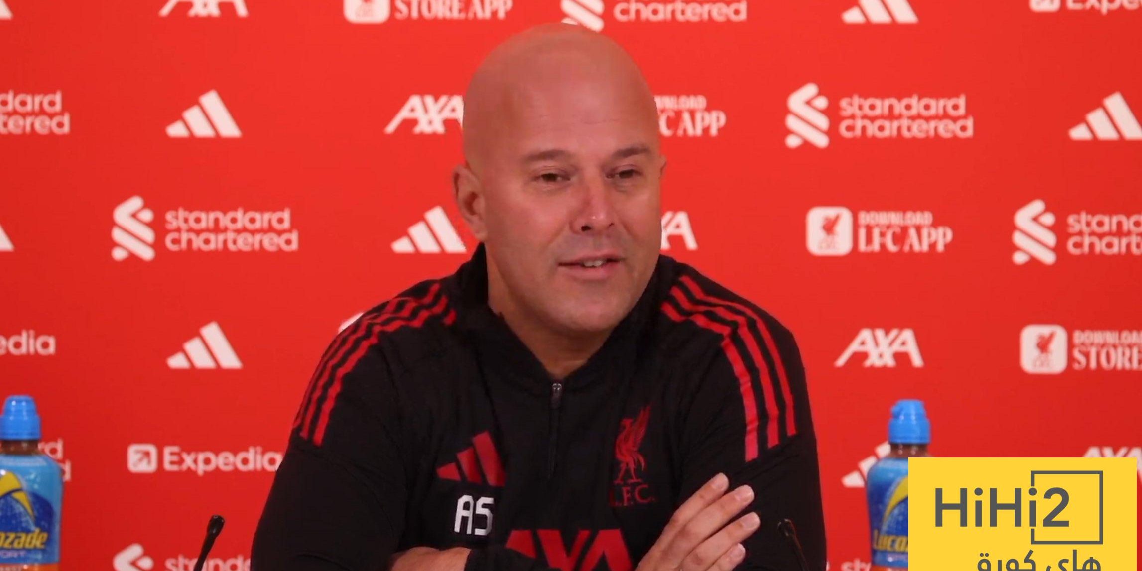 سلوت: ليفربول لا يفكر في الفوز بالدوري الإنجليزي