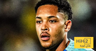 وكيل فيتور روكي ينتقد موقف برشلونة ويقارنه بتشيلسي !