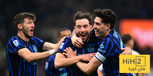 إنتر ميلان يحصل على الصدارة برباعية في كومو