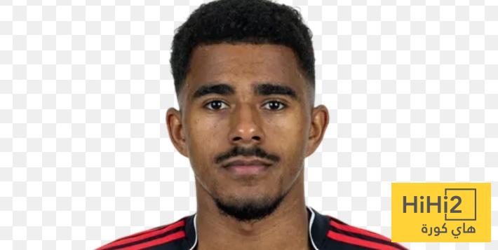 كناوف يسجل هدف فرانكفورت الأول أمام برشلونة