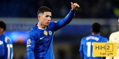 في الكورة : عين على فيرنانديز في مباراة إيفرتون