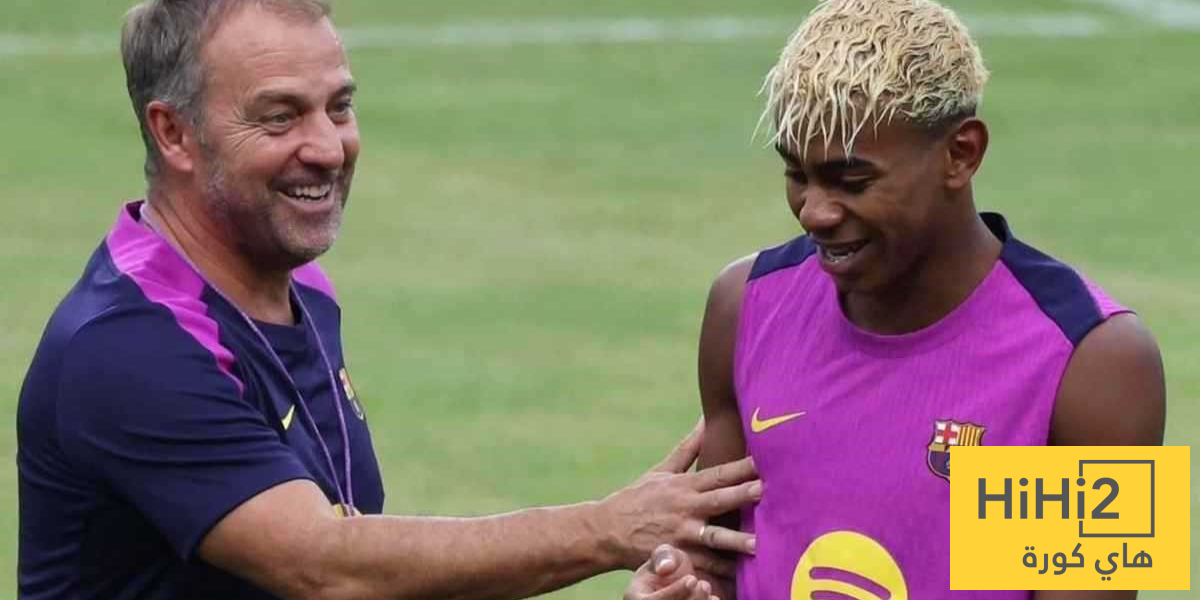 صور – رد فعل طريف من فليك بعد تصرف لامين يامال