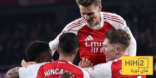 أسطورة اليونايتد يرشح أرسنال للفوز بالدوري الإنجليزي