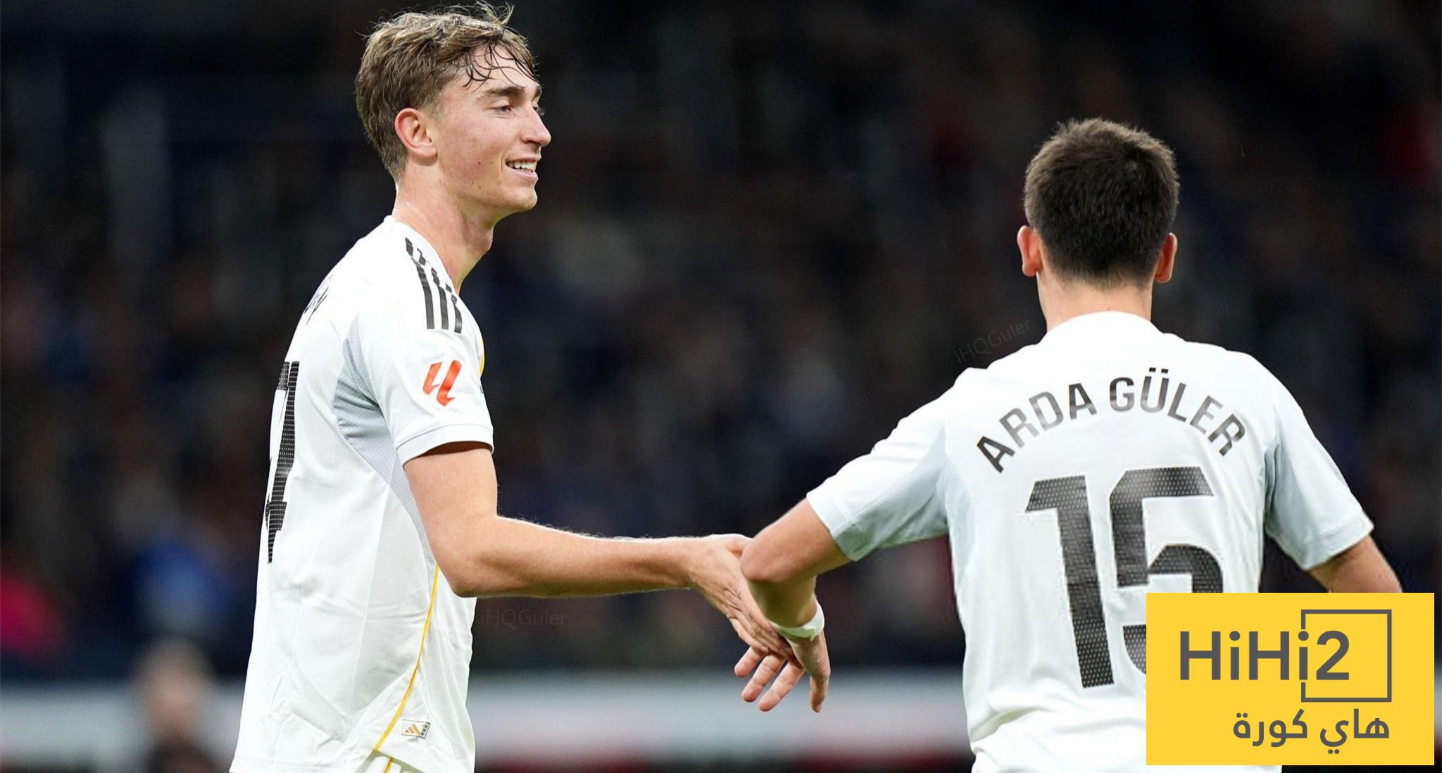 انتقاد حاد لدين هويسين بعد أدائه أمام إشبيلية