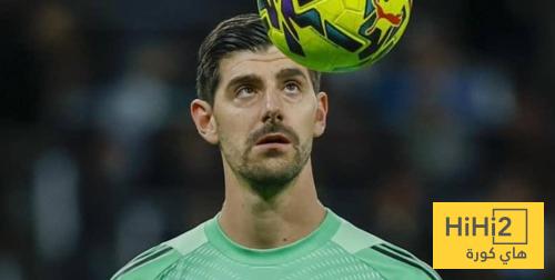 تعليق كورتوا على ارتداء شارة القيادة