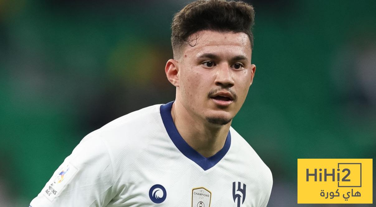 أسماء محلية بارزة في فرق دوري روشن مرشحة للرحيل ! أسماء محلية بارزة في فرق دوري روشن مرشحة للرحيل !