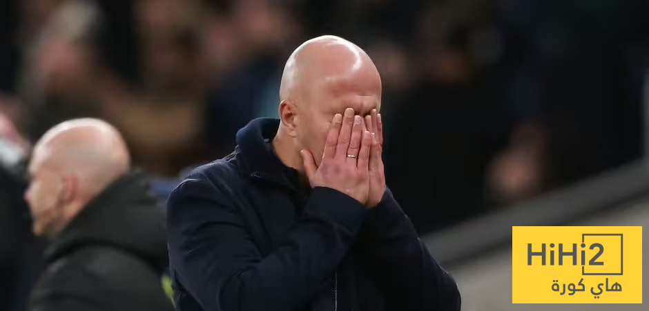 سلوت يعترف: ليفربول مستحيل يحصد الدوري