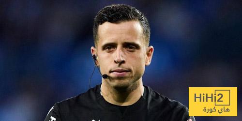 أرقام خاصة بحكم مباراة برشلونة وإسبانيول