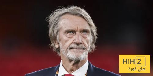 مالك مانشستر يونايتد يفضل هذا المدرب