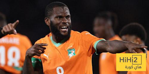 عين على كيسي في مباراة بوركينا فاسو عين على كيسي في مباراة بوركينا فاسو