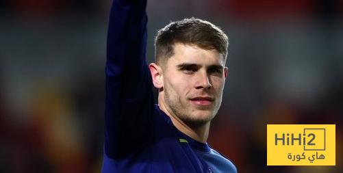 لاعب توتنهام على رادار برشلونة