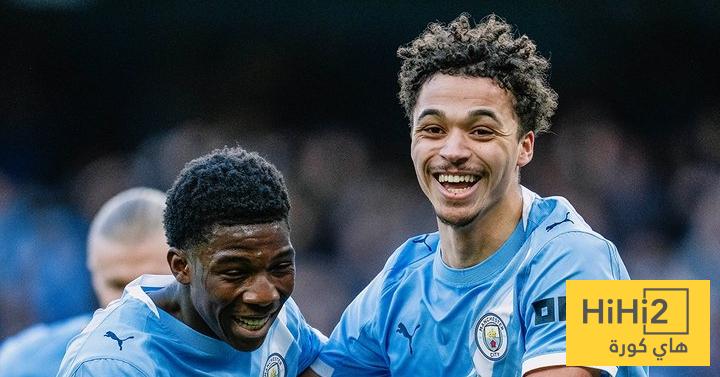 السيتي يتقدم برباعية نظيفة في الشوط الأول أمام اكستر