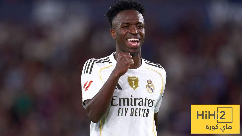 فينيسيوس يهدد أرقام أساطير ريال مدريد في كلاسيكو السوبر