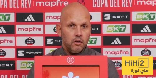 مدرب راسينغ : سنحاول وضع البارسا في صعوبات