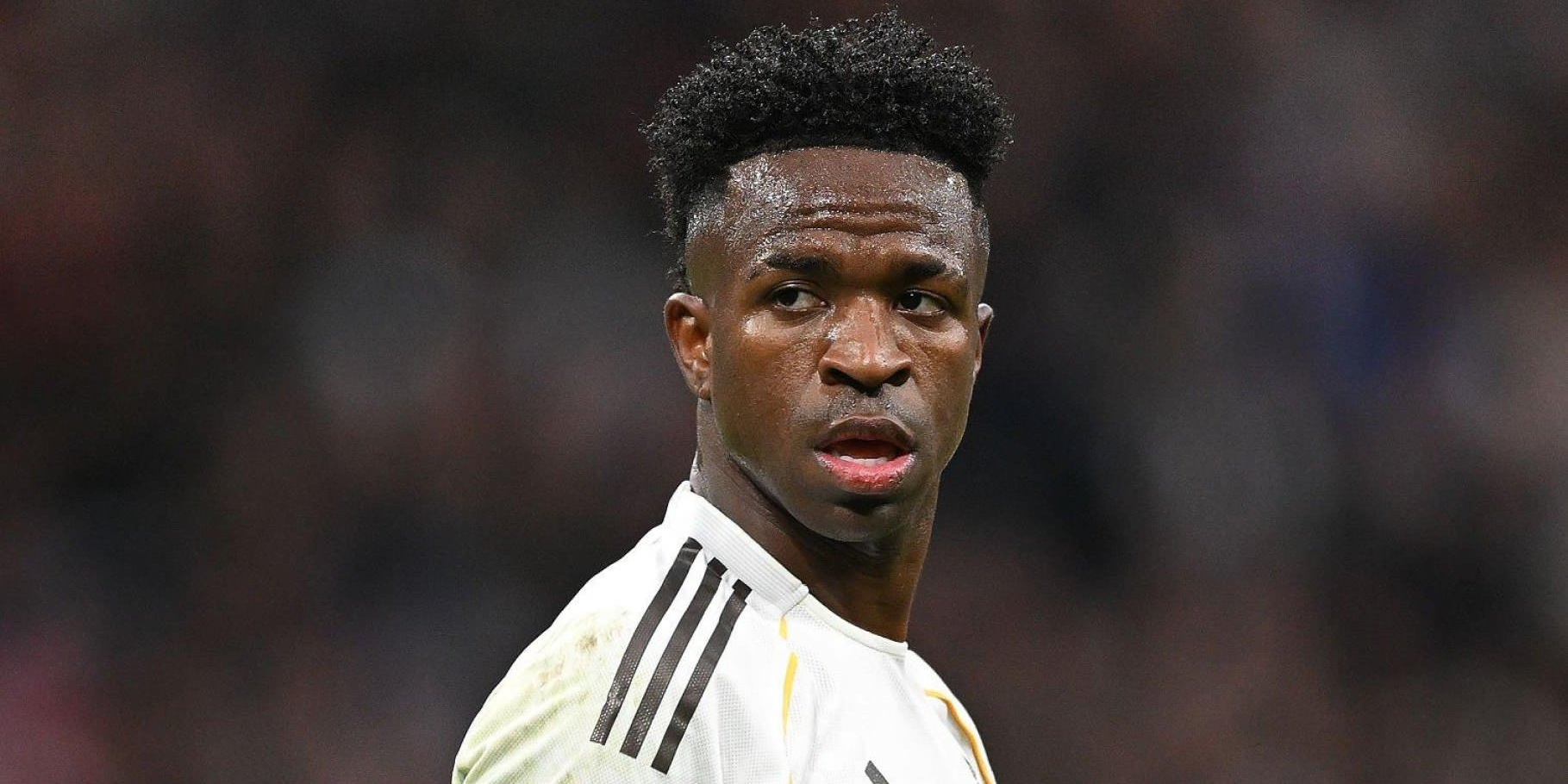 مستقبل فينيسيوس مع ريال مدريد يزداد غموضا