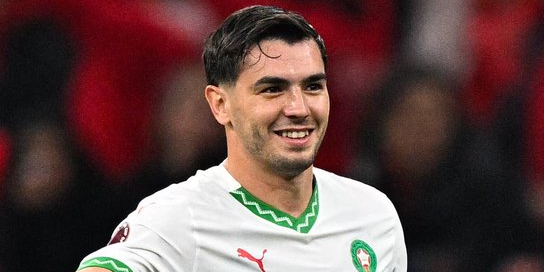 دياز يهدر ركلة جزاء امام السنغال