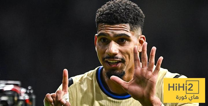 أراوخو حارس مرمى برشلونة.. صور