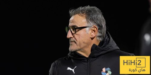 غالتييه يهاجم لاعبي نيوم بعد السقوط أمام الأهلي