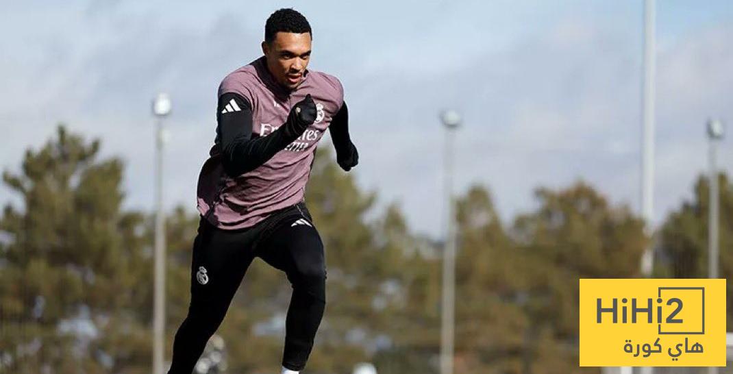 موقف أرنولد من السفر رفقة الفريق لمواجهة بنفيكا