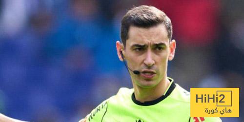 أرقام خاصة بحكم مباراة برشلونة وإلتشي