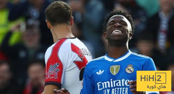 عاجل : صافرات الاستهجان فقط خصصت ضد فينيسيوس مع بدايه اللقاء