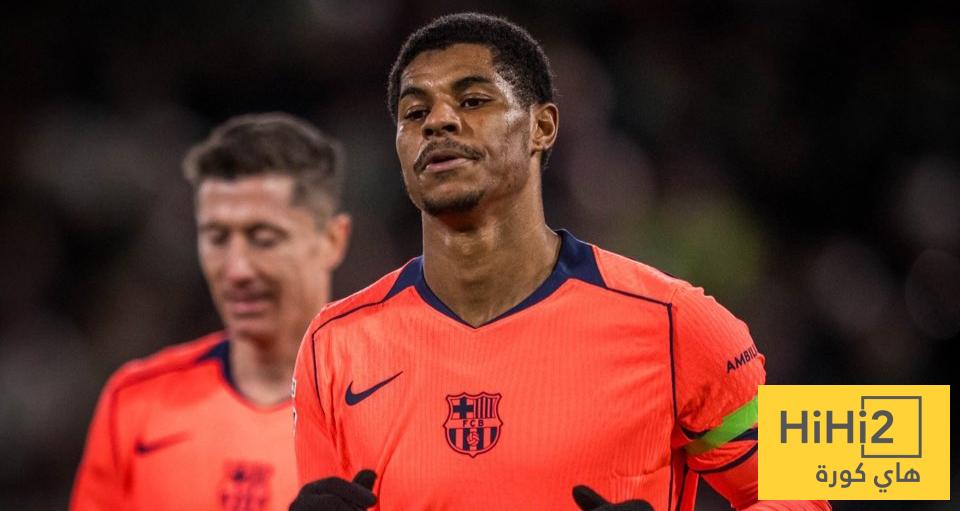 سلوك جمهور برشلونة مع اللاعبين هو الأفضل سلوك جمهور برشلونة مع اللاعبين هو الأفضل