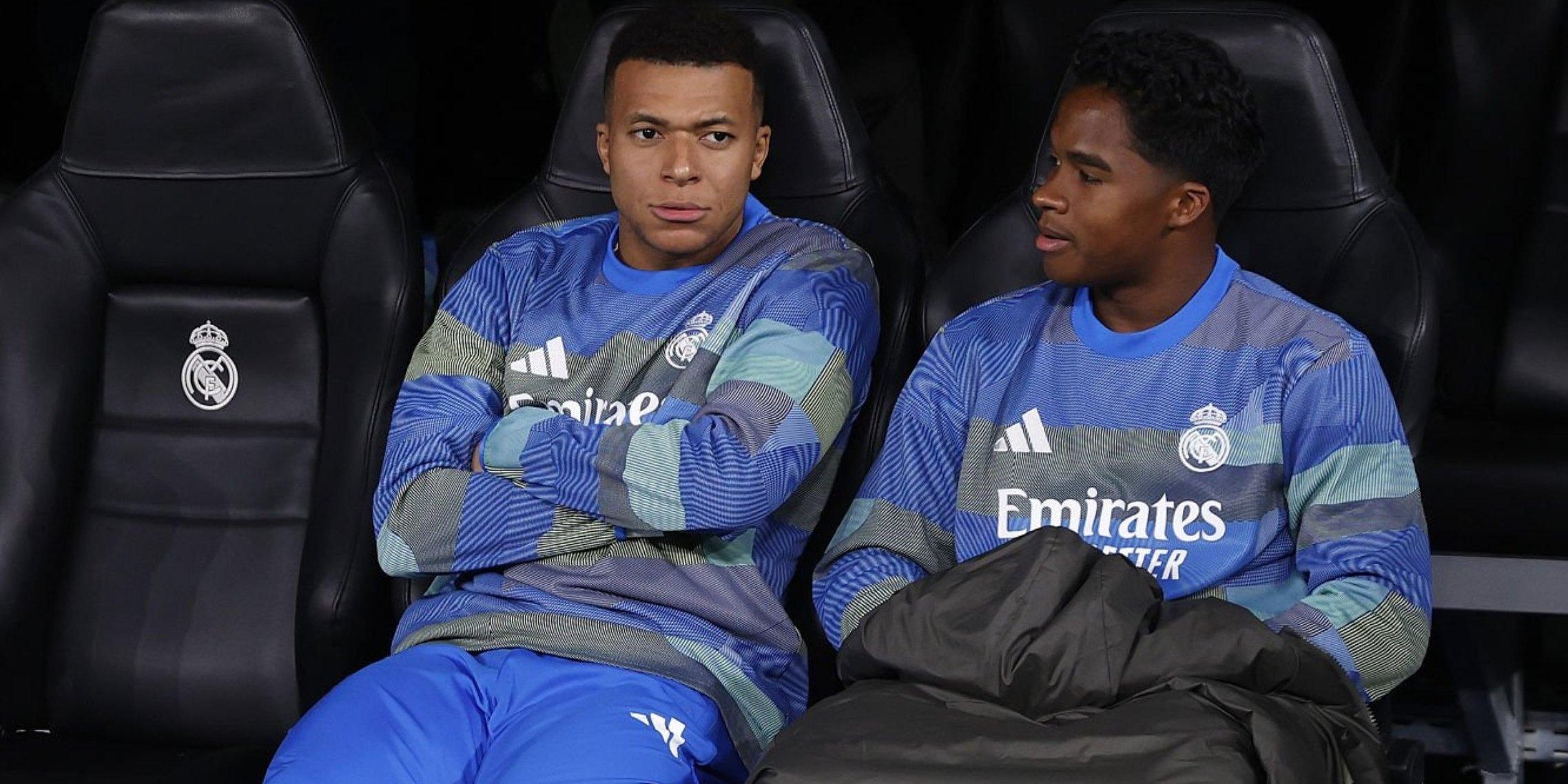 هل يستطيع إندريك اللعب مع مبابي؟