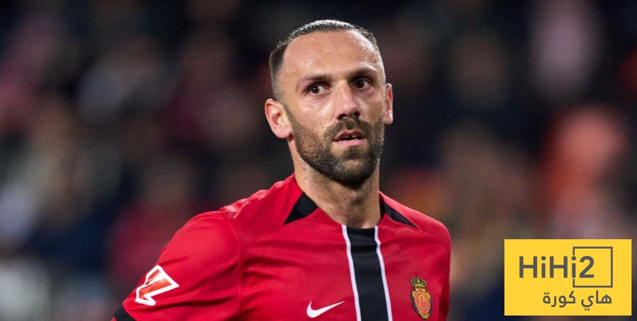 صورة: مهاجم مايوركا يرد على برشلونة