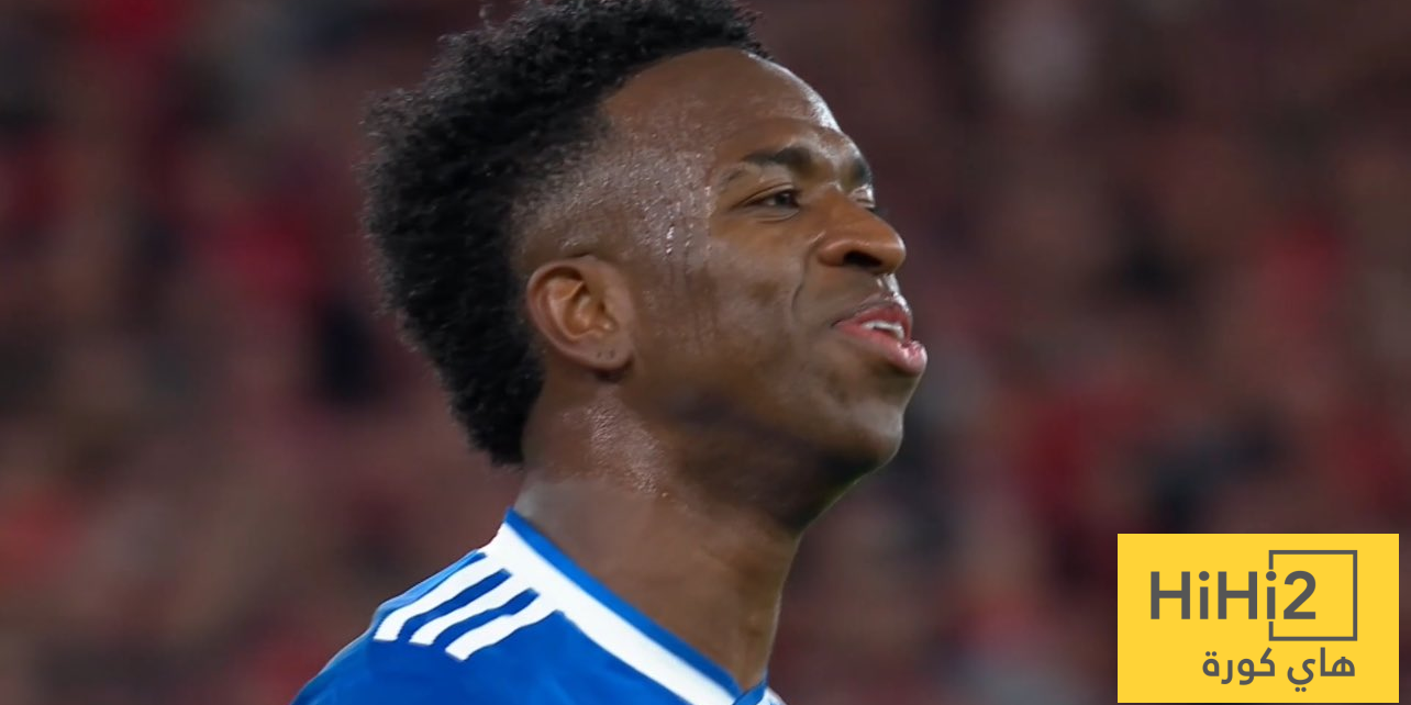 عاجل: ايقاف لقاء الريال وبنفيكا بعد تعرض فينيسيوس لهتافات عنصرية