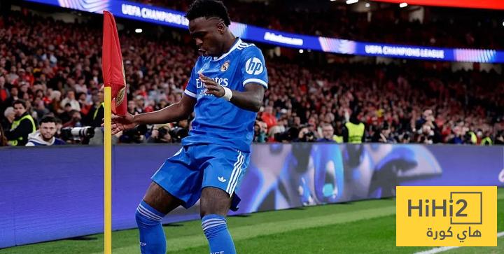 كلايتنبرغ يعلق على واقعة إهانة فينيسيوس