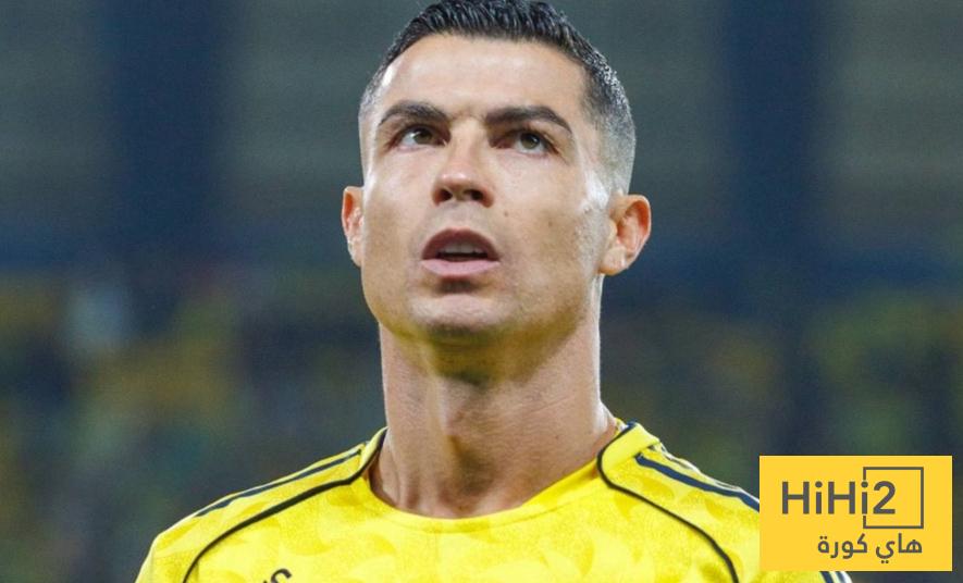 رئيس الشباب السابق يدافع عن رونالدو والدوري السعودي ! رئيس الشباب السابق يدافع عن رونالدو والدوري السعودي !