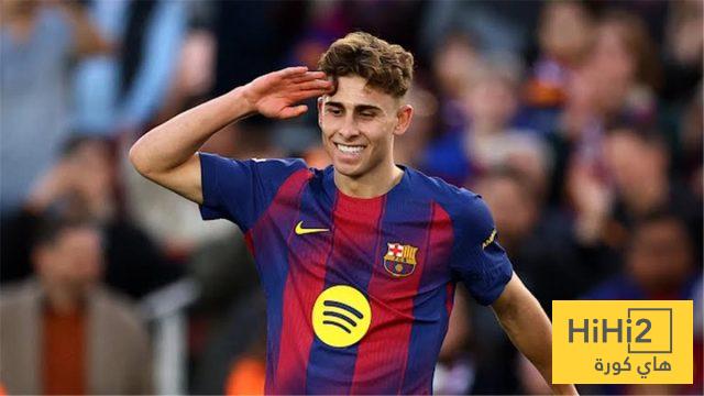 برشلونة يُسدد من بعيد مع فليك! 1