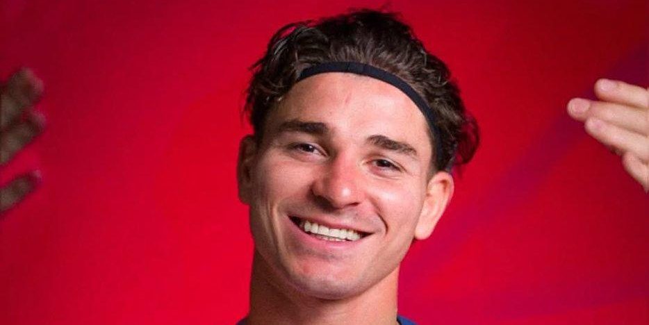 هل يتلاعب برشلونة بمشاعر جماهيره في صفقة ألفاريز؟!