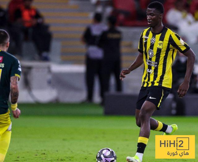 عين على دومبيا في مباراة الخليج 1