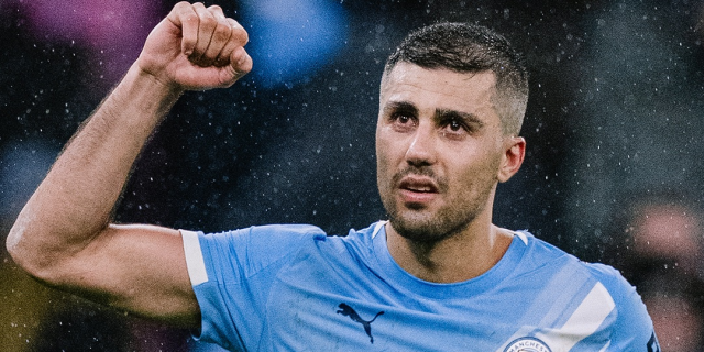 الرسم التكتيكي لتشكيلة مانشستر سيتي ضد ليدز
