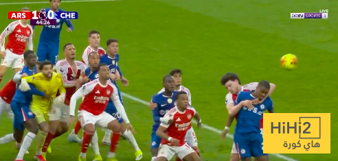 التحكيم الانجليزي كارثه …! لمسة يد من لاعب الارسنال ” راحت سلامات “ 3