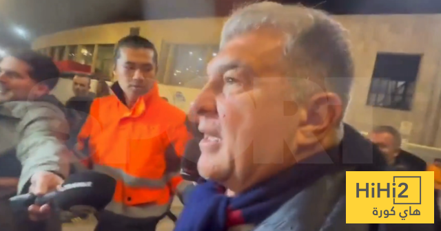 صور .. لابورتا يؤازر برشلونة ضد اتلتيكو مدريد 19