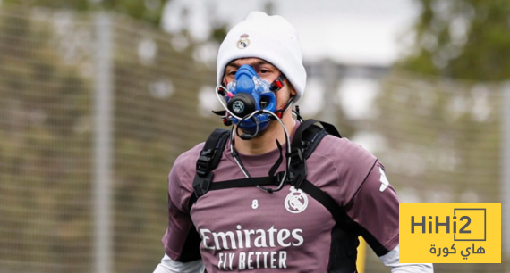 أقنعة الكذب …! لم يتحسن شيء في اللياقة