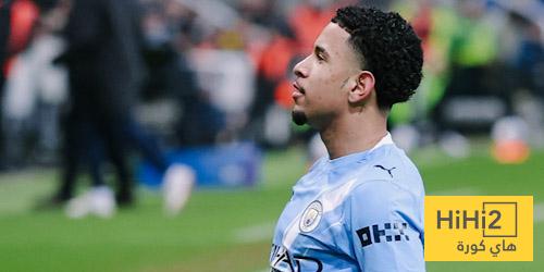 عين على سافينيو في مباراة نيوكاسل