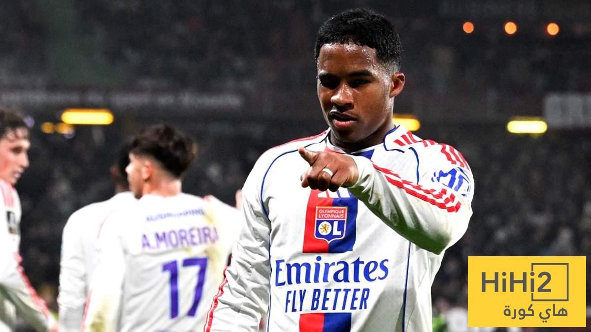 إندريك مهووس كما كان في ريال مدريد..!