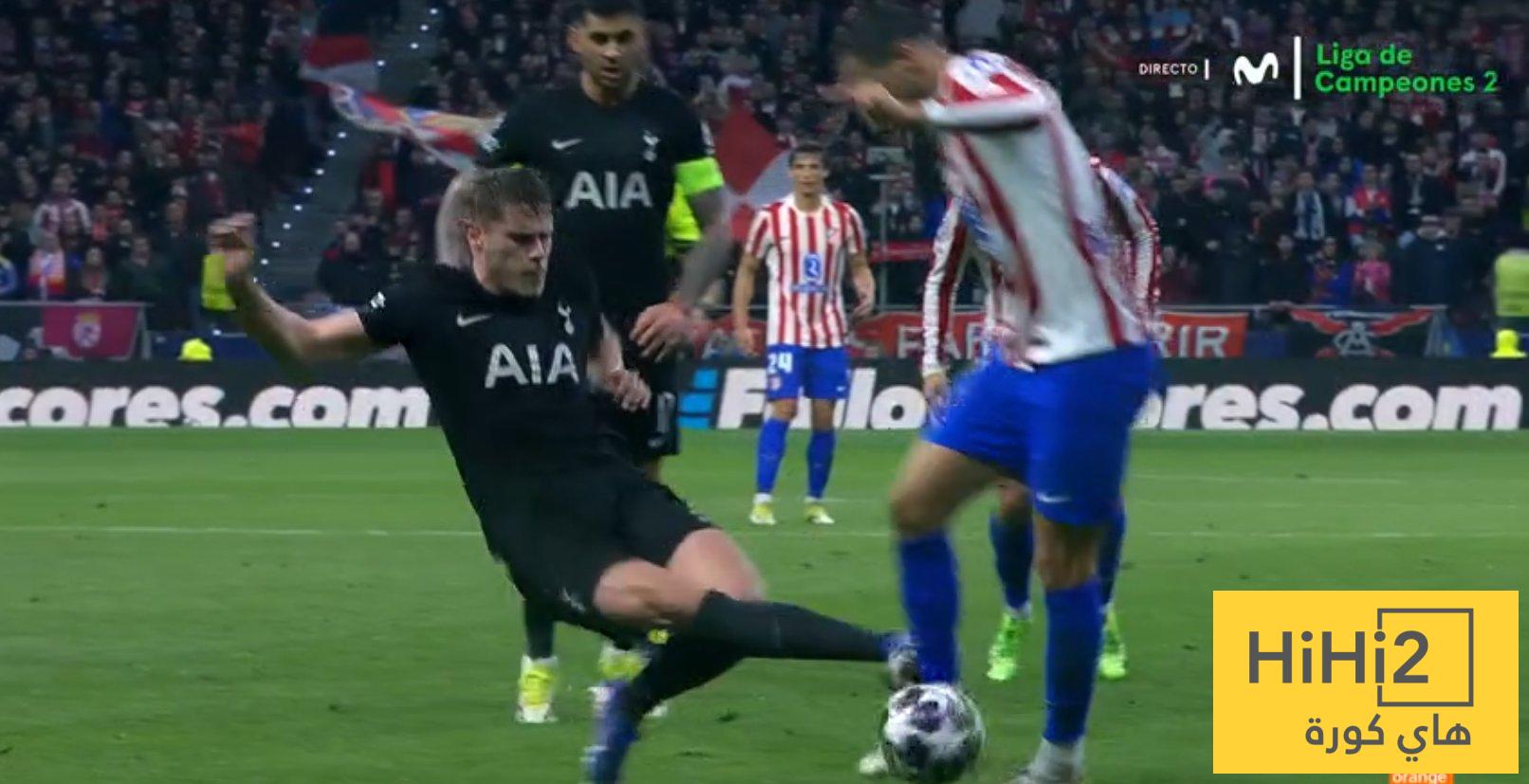 بطاقة حمراء مفقودة في ملعب ميتروبوليتانو