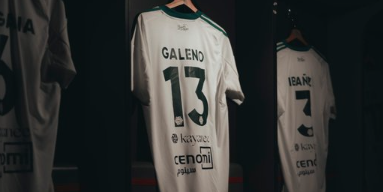 غالينو يتألق في الشوط الأول مع الأهلي ضد القادسية