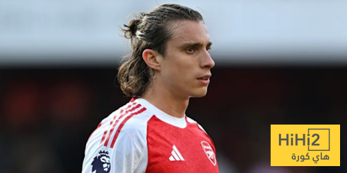 كالافيوري يفكر في مستقبله مع أرسنال