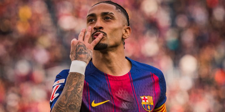 افضل لاعب في لقاء برشلونة و اشبيلية