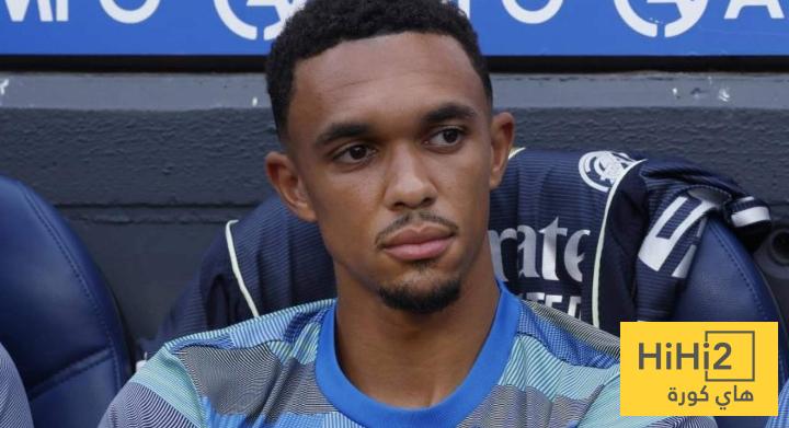 صحفي يُشيد بأربيلوا بعد موقفه مع أرنولد