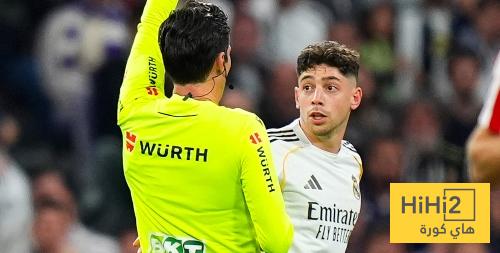 صور تفضح حكم الريال وقرار طرد فالفيردي