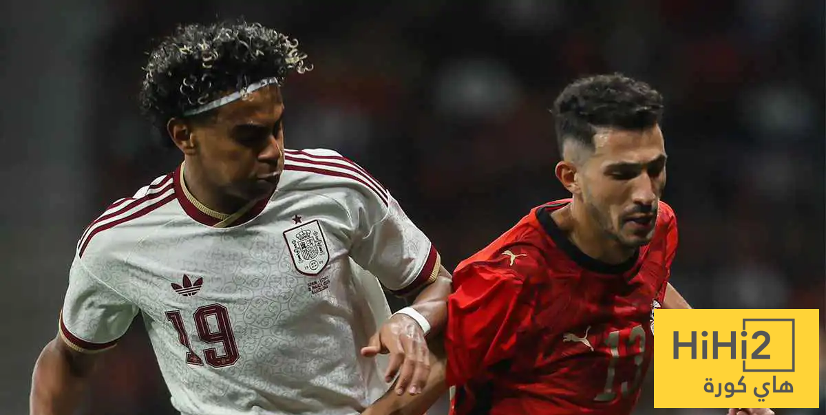 صورة : مدافع المنتخب المصري ” يسخر ” من لامين يامال !